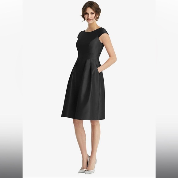 Dessy Collection- CAP SLEEVE PLEATED COCKTAIL DRESS WITH POCKETS - Picture 1 of 12